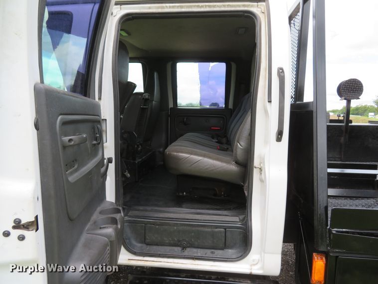 image for item DI2225 2006 Chevrolet C4500  flatbed truck