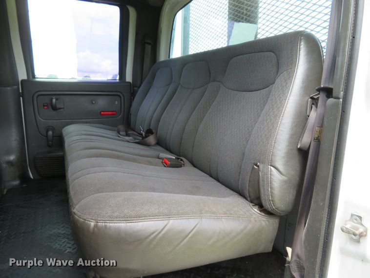 image for item DI2225 2006 Chevrolet C4500  flatbed truck