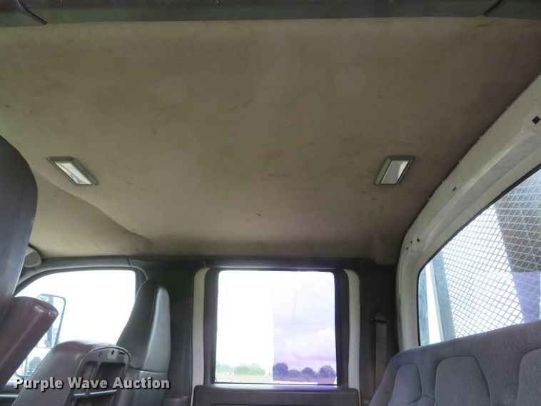 image for item DI2225 2006 Chevrolet C4500  flatbed truck