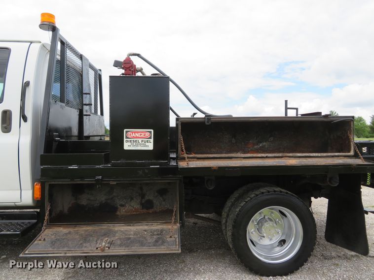image for item DI2225 2006 Chevrolet C4500  flatbed truck