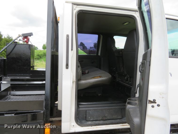 image for item DI2225 2006 Chevrolet C4500  flatbed truck