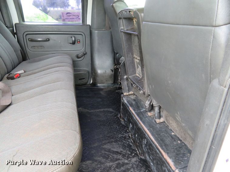 image for item DI2225 2006 Chevrolet C4500  flatbed truck