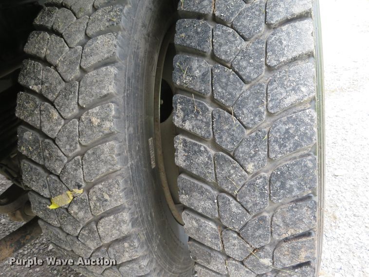 image for item DI2225 2006 Chevrolet C4500  flatbed truck