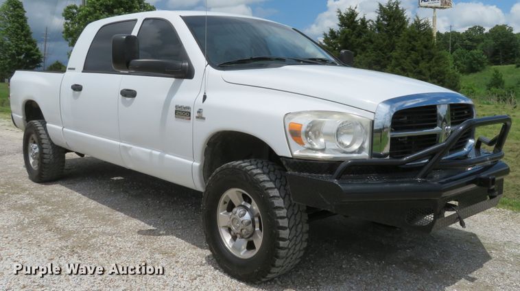 image for item DI2226 2007 Dodge Ram 2500  Mega Cab pickup truck