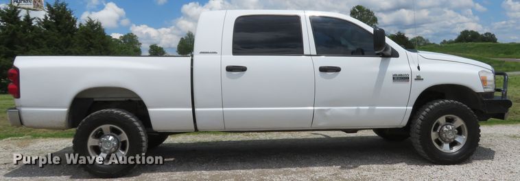 image for item DI2226 2007 Dodge Ram 2500  Mega Cab pickup truck
