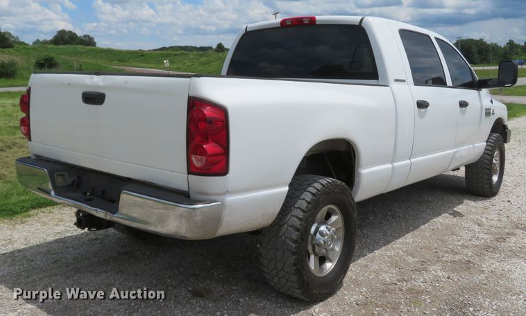 image for item DI2226 2007 Dodge Ram 2500  Mega Cab pickup truck