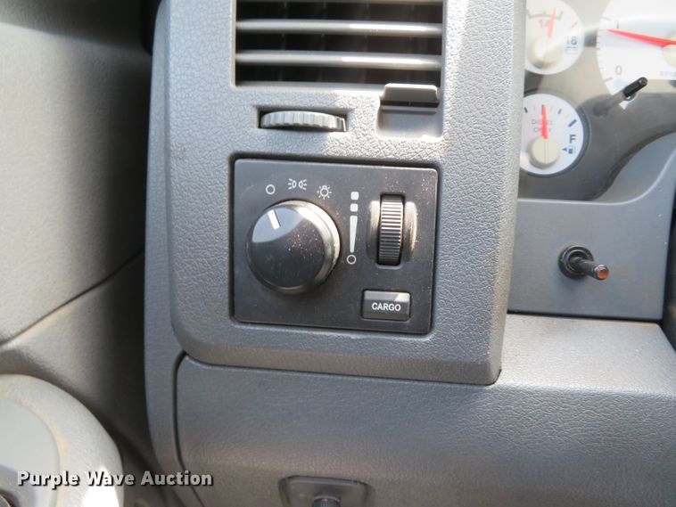 image for item DI2226 2007 Dodge Ram 2500  Mega Cab pickup truck