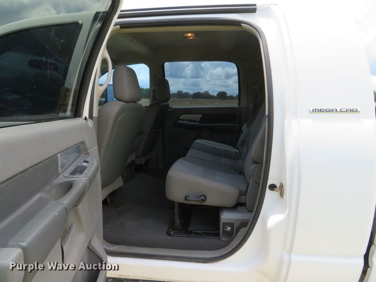 image for item DI2226 2007 Dodge Ram 2500  Mega Cab pickup truck