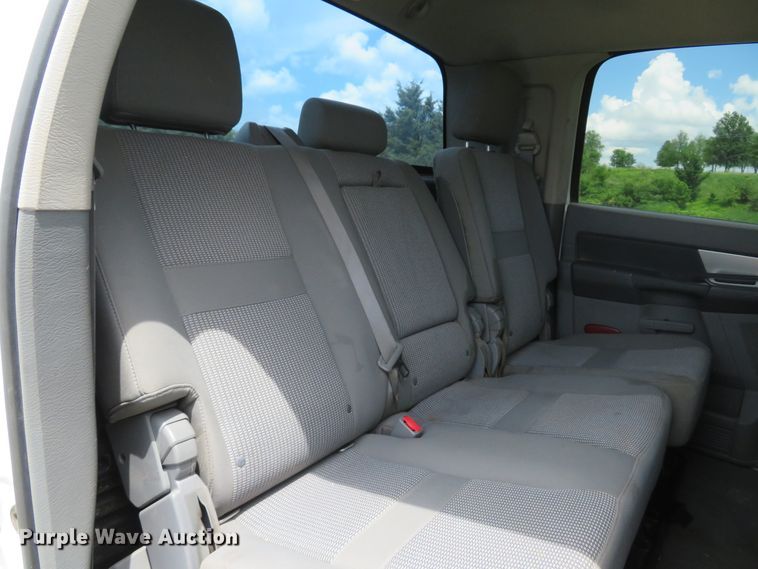 image for item DI2226 2007 Dodge Ram 2500  Mega Cab pickup truck