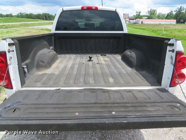 image for item DI2226 2007 Dodge Ram 2500  Mega Cab pickup truck