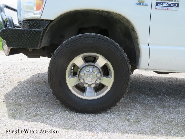 image for item DI2226 2007 Dodge Ram 2500  Mega Cab pickup truck