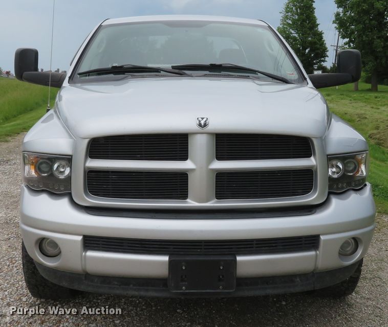 image for item DI2228 2004 Dodge Ram 1500  Quad Cab pickup truck