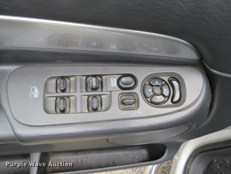 image for item DI2228 2004 Dodge Ram 1500  Quad Cab pickup truck