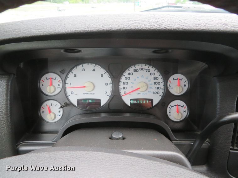 image for item DI2228 2004 Dodge Ram 1500  Quad Cab pickup truck