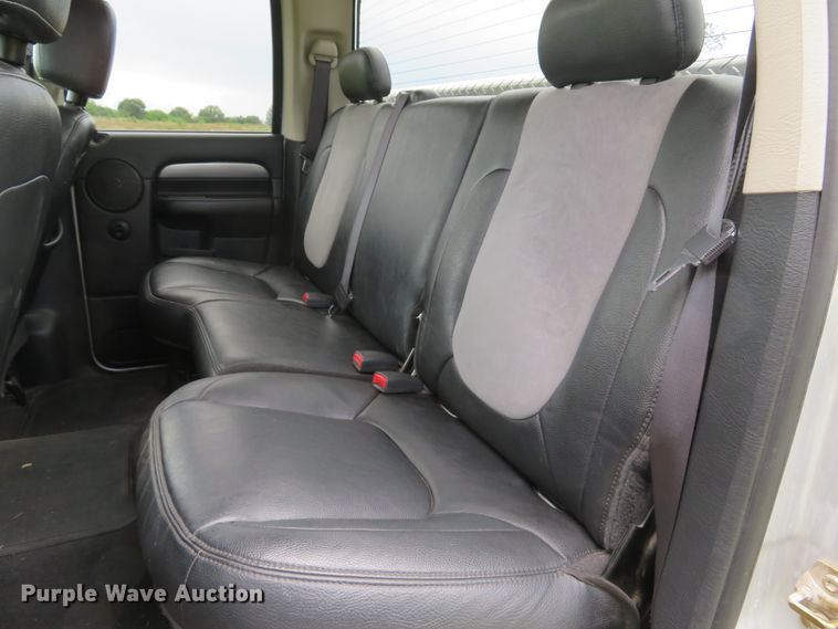 image for item DI2228 2004 Dodge Ram 1500  Quad Cab pickup truck