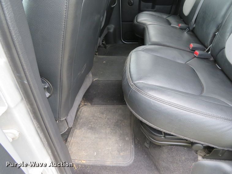 image for item DI2228 2004 Dodge Ram 1500  Quad Cab pickup truck