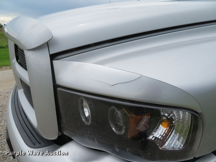 image for item DI2228 2004 Dodge Ram 1500  Quad Cab pickup truck