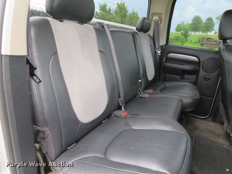 image for item DI2228 2004 Dodge Ram 1500  Quad Cab pickup truck