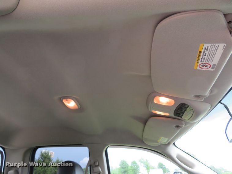 image for item DI2228 2004 Dodge Ram 1500  Quad Cab pickup truck