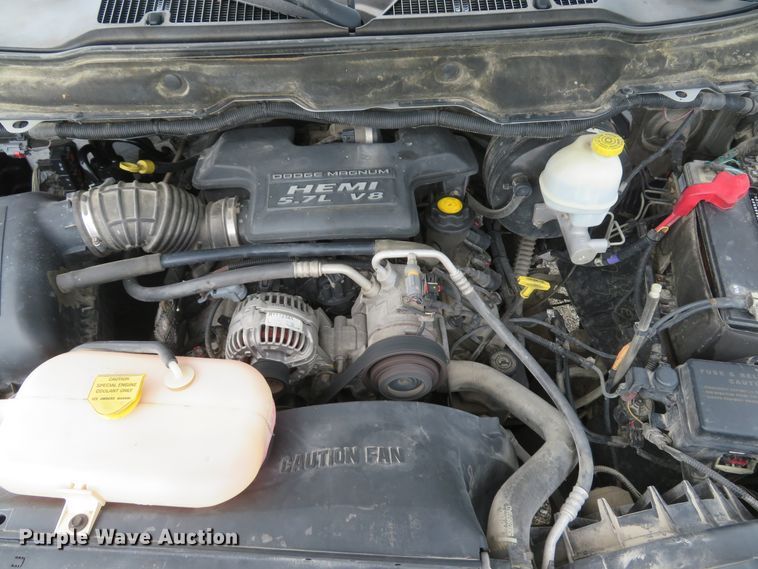 image for item DI2228 2004 Dodge Ram 1500  Quad Cab pickup truck