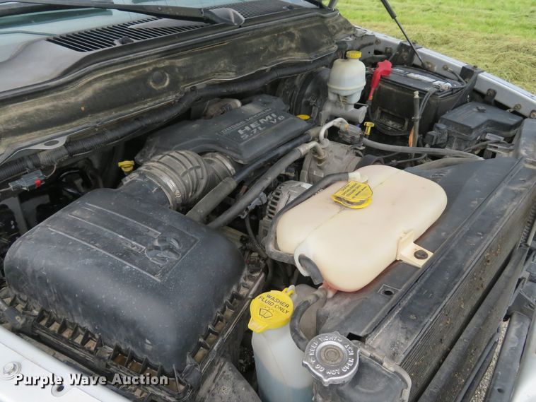 image for item DI2228 2004 Dodge Ram 1500  Quad Cab pickup truck