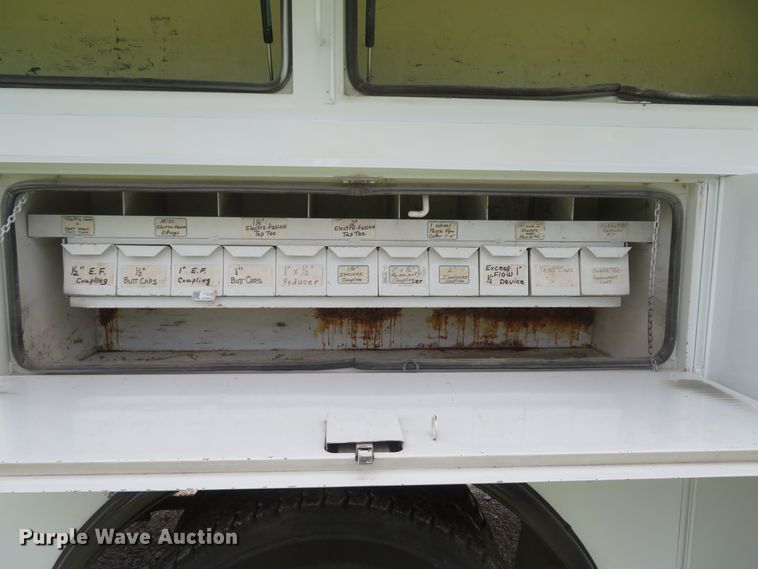 image for item DI2229 2003 Freightliner FL70  service truck