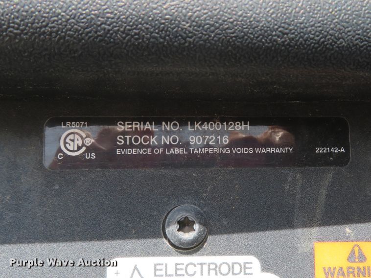 image for item DI2229 2003 Freightliner FL70  service truck