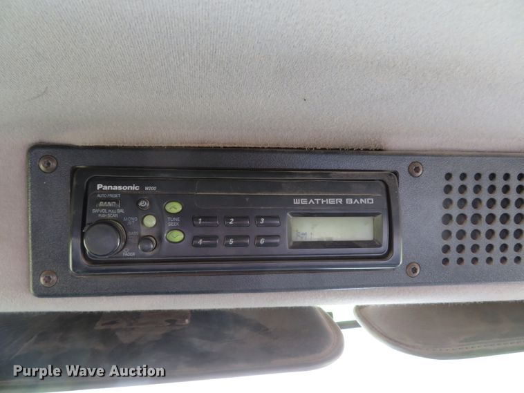 image for item DI2229 2003 Freightliner FL70  service truck