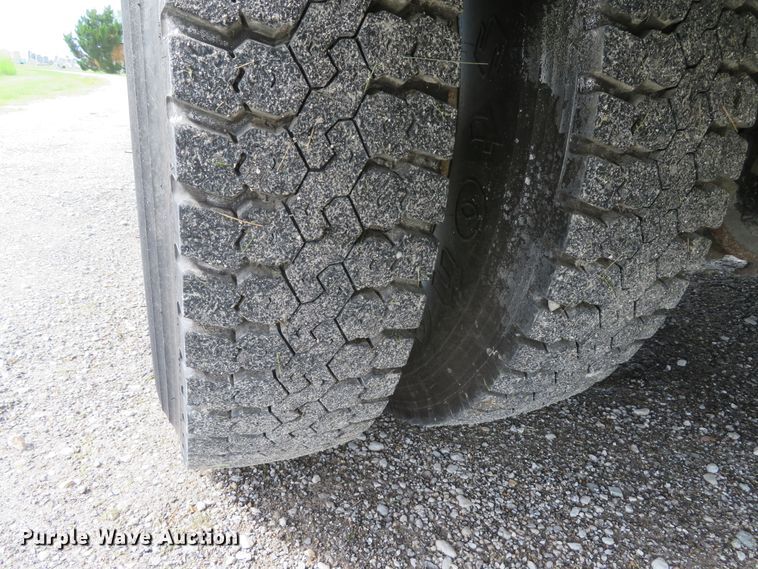 image for item DI2229 2003 Freightliner FL70  service truck