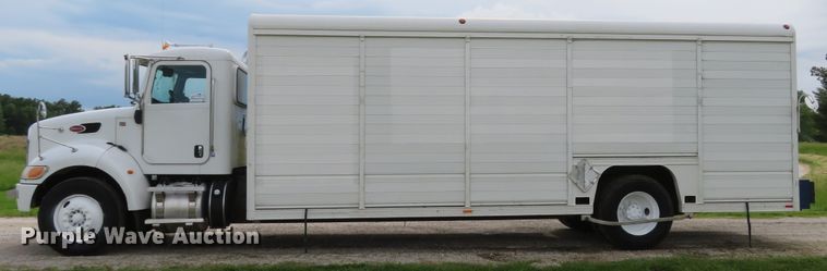 image for item DI2230 2011 Peterbilt 337  delivery truck