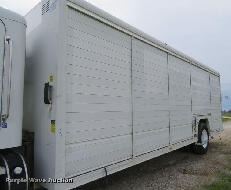 image for item DI2230 2011 Peterbilt 337  delivery truck