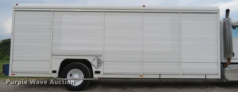 image for item DI2230 2011 Peterbilt 337  delivery truck