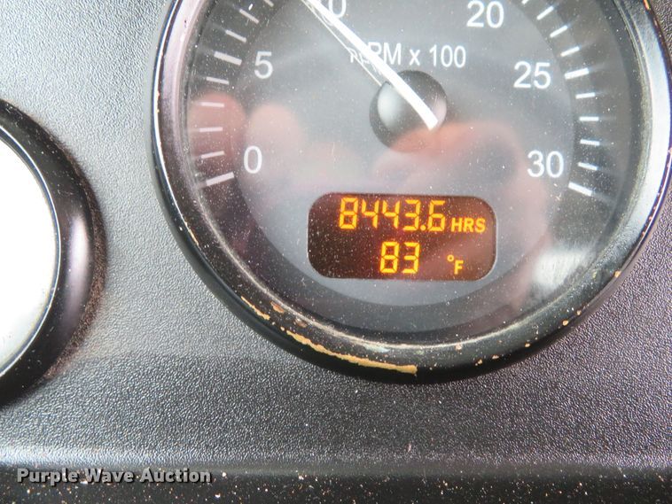 image for item DI2230 2011 Peterbilt 337  delivery truck