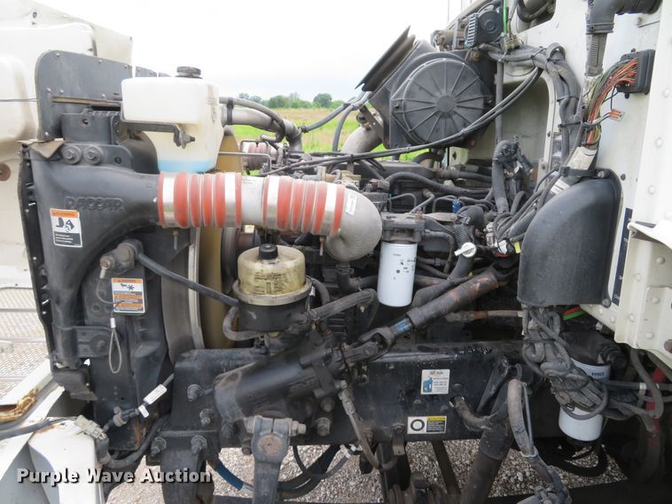 image for item DI2230 2011 Peterbilt 337  delivery truck