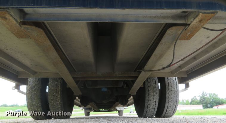 image for item DI2230 2011 Peterbilt 337  delivery truck