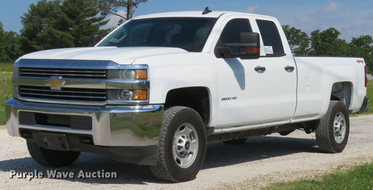 image for item DI2236 2015 Chevrolet Silverado 2500HD  Double Cab pickup truck
