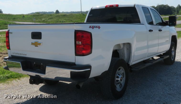 image for item DI2236 2015 Chevrolet Silverado 2500HD  Double Cab pickup truck