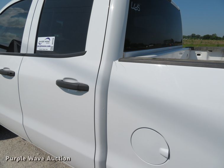 image for item DI2236 2015 Chevrolet Silverado 2500HD  Double Cab pickup truck