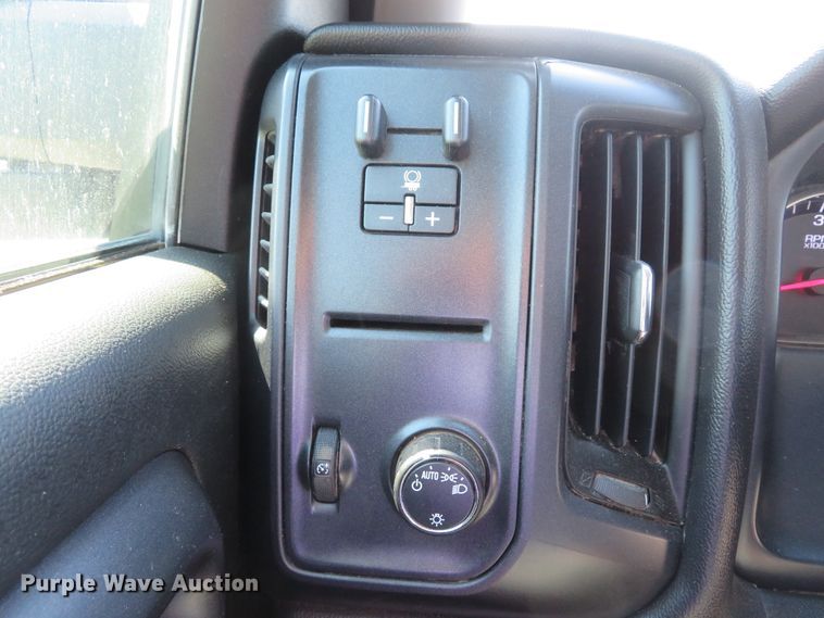 image for item DI2236 2015 Chevrolet Silverado 2500HD  Double Cab pickup truck