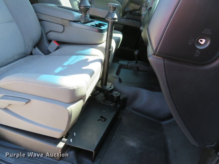 image for item DI2236 2015 Chevrolet Silverado 2500HD  Double Cab pickup truck