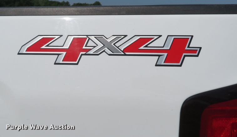 image for item DI2236 2015 Chevrolet Silverado 2500HD  Double Cab pickup truck