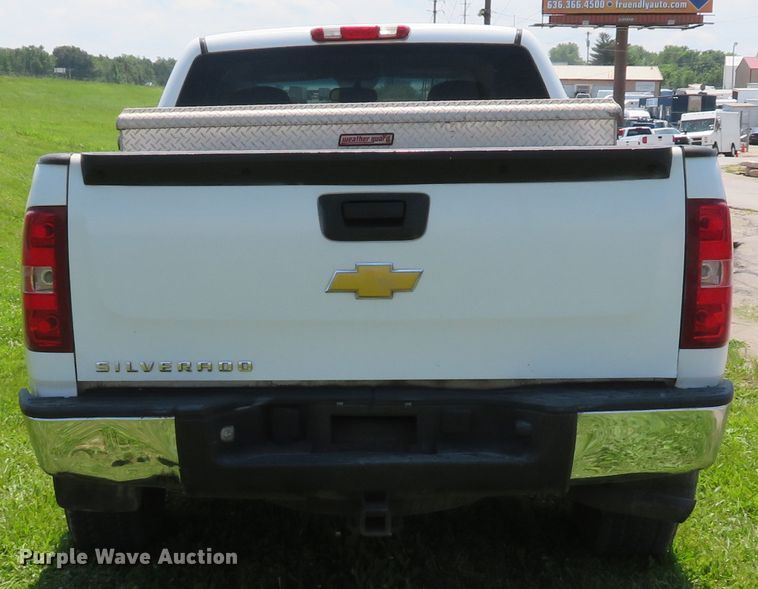 image for item DI2241 2013 Chevrolet Silverado 1500  Ext. Cab pickup truck