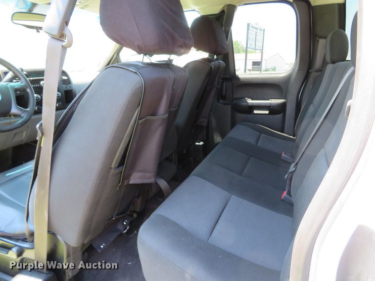 image for item DI2241 2013 Chevrolet Silverado 1500  Ext. Cab pickup truck