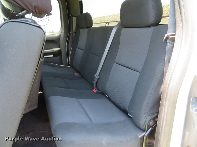 image for item DI2241 2013 Chevrolet Silverado 1500  Ext. Cab pickup truck