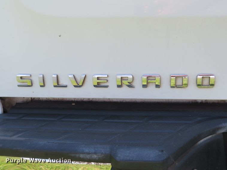 image for item DI2241 2013 Chevrolet Silverado 1500  Ext. Cab pickup truck