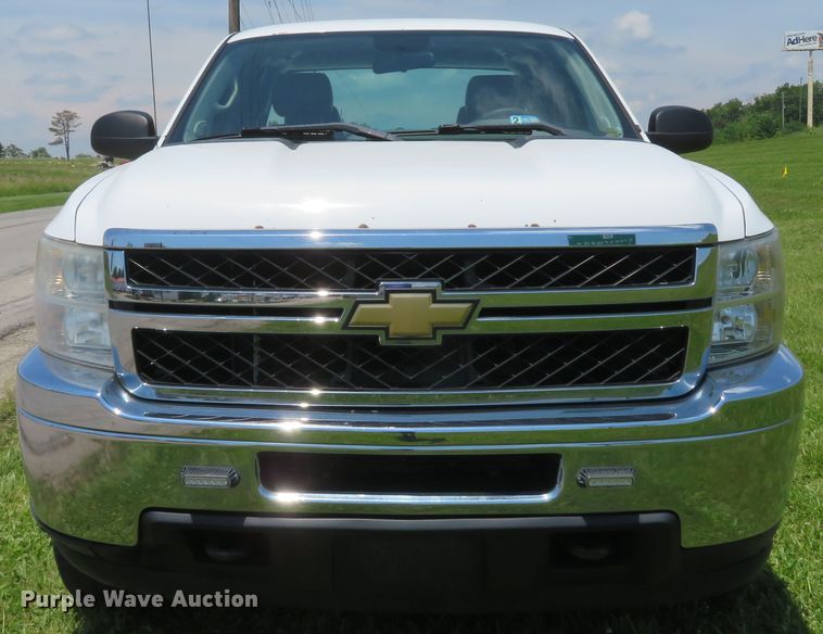 image for item DI2242 2011 Chevrolet Silverado 2500HD  Ext. Cab pickup truck