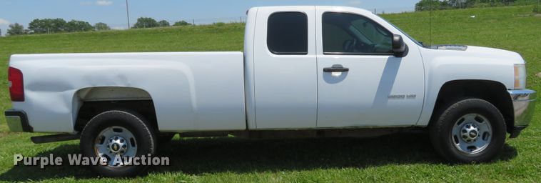 image for item DI2242 2011 Chevrolet Silverado 2500HD  Ext. Cab pickup truck