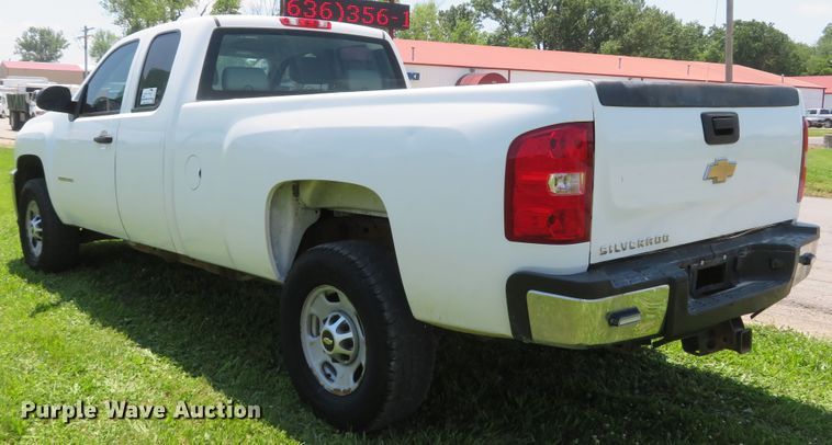 image for item DI2242 2011 Chevrolet Silverado 2500HD  Ext. Cab pickup truck