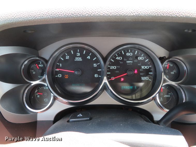 image for item DI2242 2011 Chevrolet Silverado 2500HD  Ext. Cab pickup truck