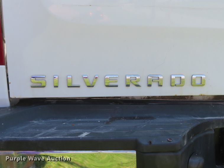 image for item DI2242 2011 Chevrolet Silverado 2500HD  Ext. Cab pickup truck